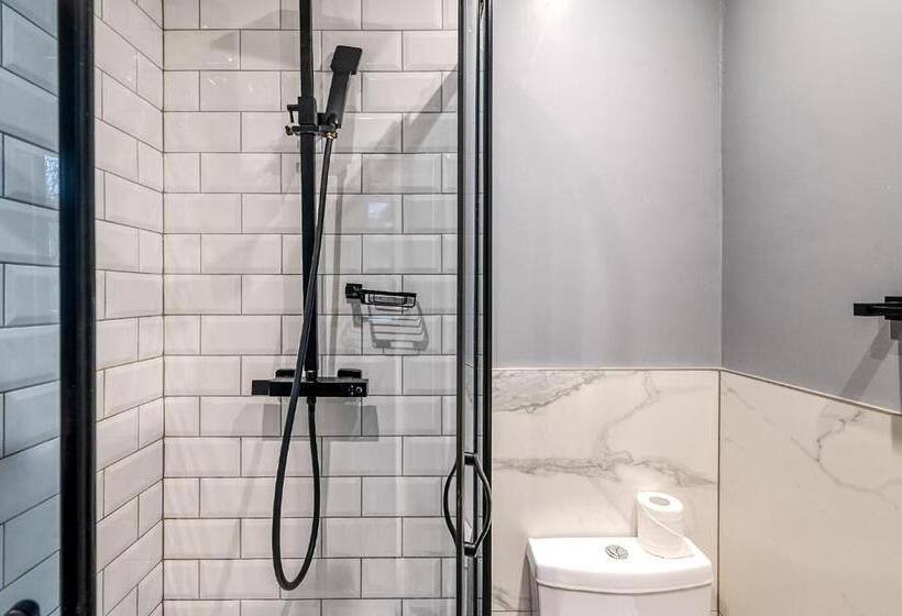 Номер Basic, Kensington Rooms   Warwick Road