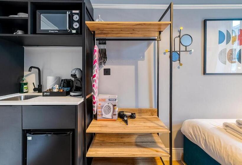 Номер Basic, Kensington Rooms   Warwick Road