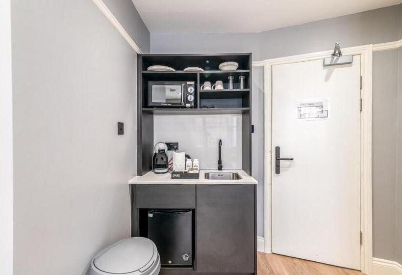 Стандартный Номер Нижний Этаж, Kensington Rooms   Warwick Road