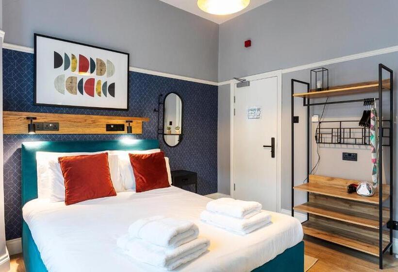 חדר סטנדרט עם מיטת קינג, Kensington Rooms   Warwick Road