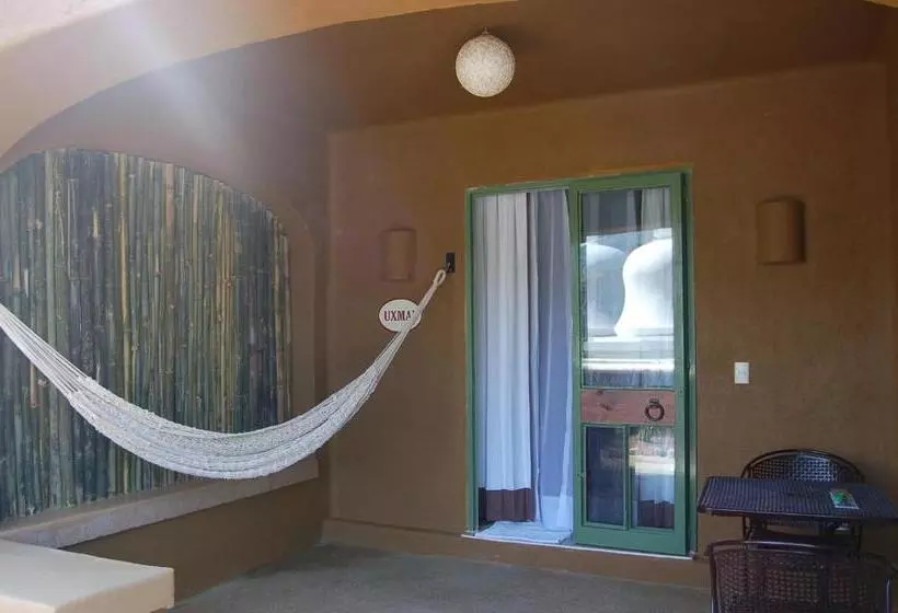 スイート, Hostal De La Luz