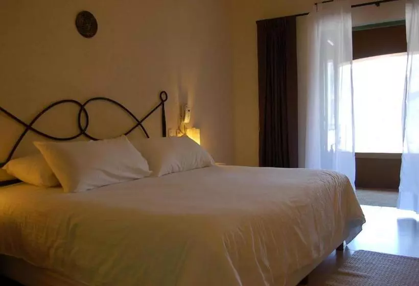 キングサイズベッドのスタンダードルーム, Hostal De La Luz