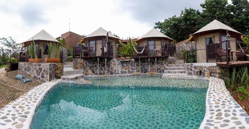 جناح ديلوكس, Hostal De La Luz