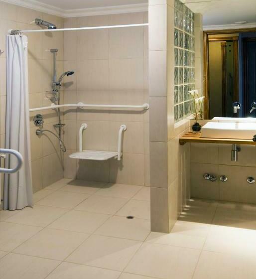 חדר סטנדרט מותאם לאדם עם מוגבלויות, Almasur Punta Arenas