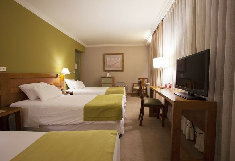 غرفة قياسية ثلاثية, Almasur Punta Arenas