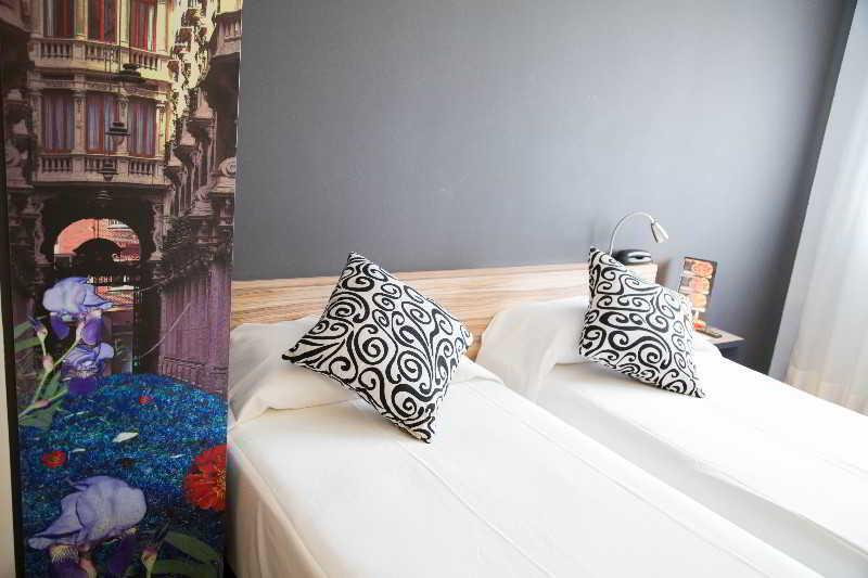 اتاق استاندارد, B&b Hotel Albacete