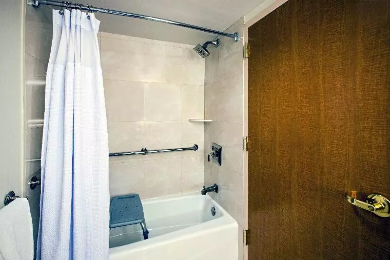 身障者適用スタンダードルーム, Crowne Plaza Hotel Philadelphia   King Of Prussia, An Ihg