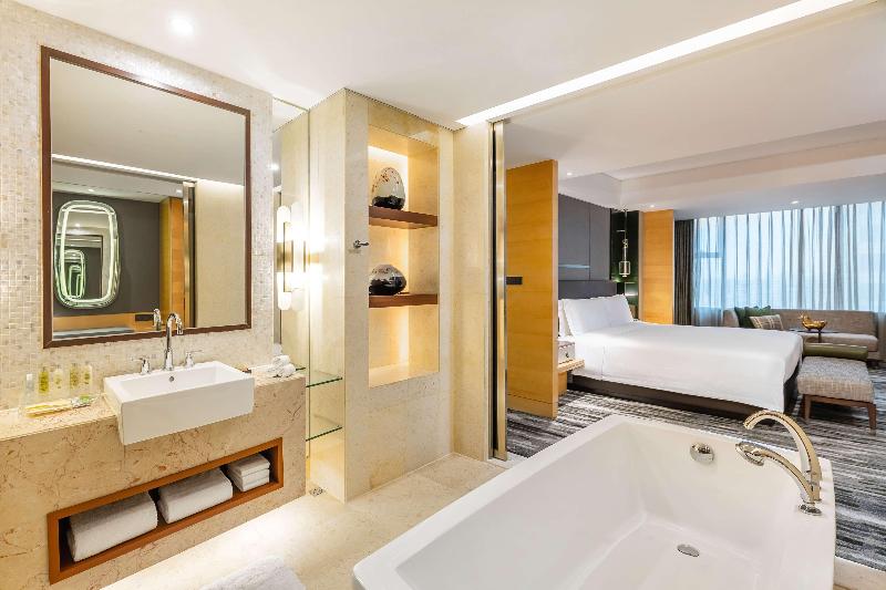 سوییت لوکس, Hilton Shanghai Hongqiao