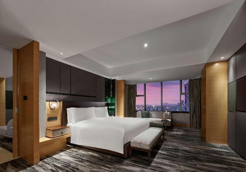 سوییت لوکس, Hilton Shanghai Hongqiao