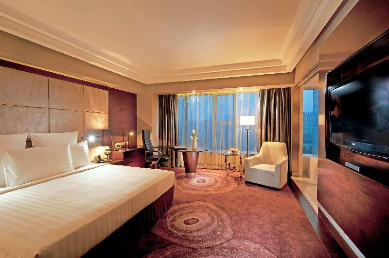 Номер Executive Кровать Кинг, Hilton Shanghai Hongqiao