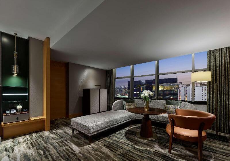 سوییت جونیور, Hilton Shanghai Hongqiao