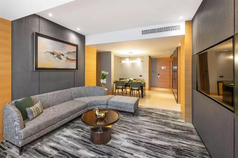 سوییت لوکس, Hilton Shanghai Hongqiao