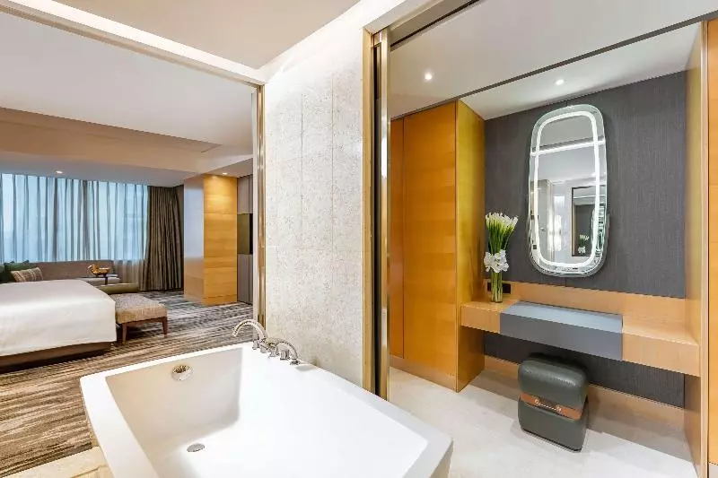 سوییت لوکس, Hilton Shanghai Hongqiao