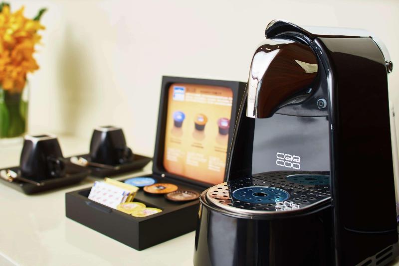 اتاق اجرایی با تخت بزرگ, Hilton Shanghai Hongqiao