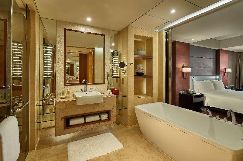 سوییت جونیور, Hilton Shanghai Hongqiao