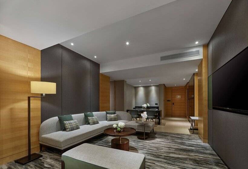 سوییت لوکس, Hilton Shanghai Hongqiao