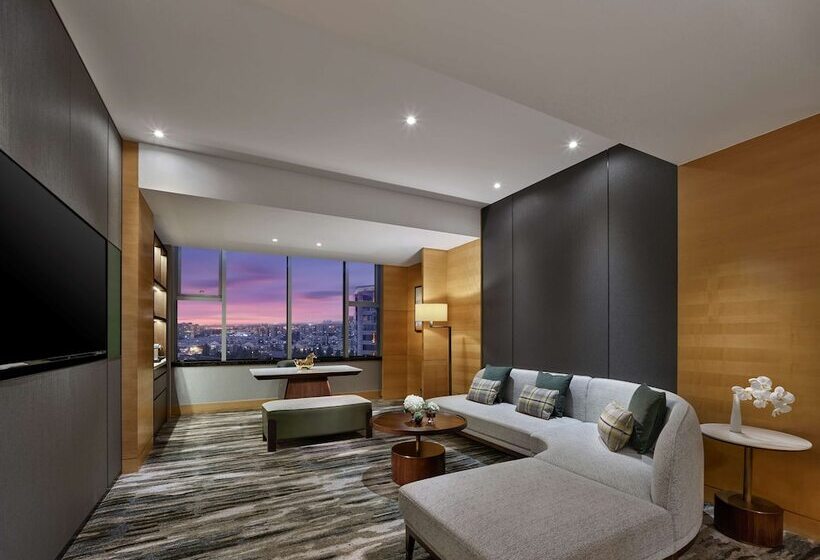 سوییت لوکس, Hilton Shanghai Hongqiao