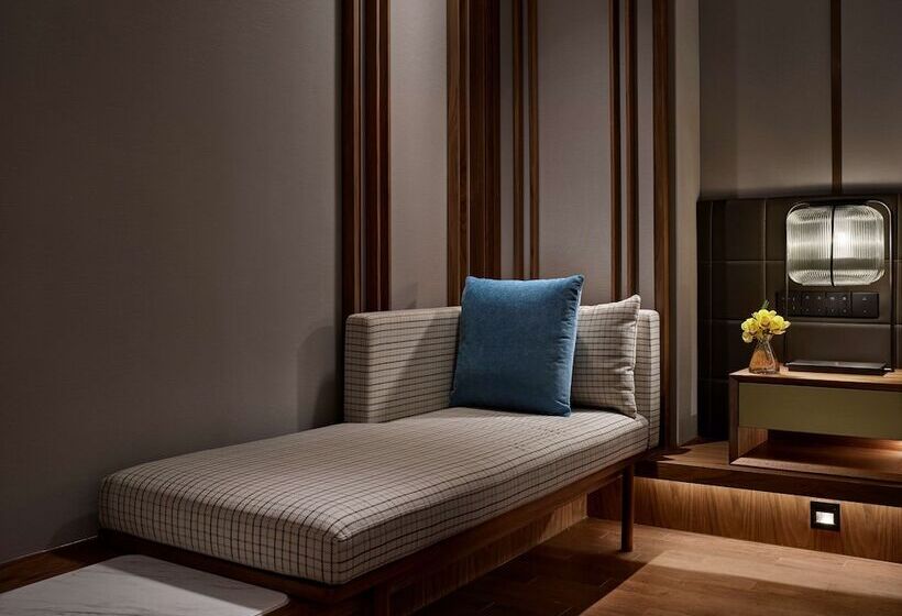 Номер Executive, Hilton Shanghai Hongqiao
