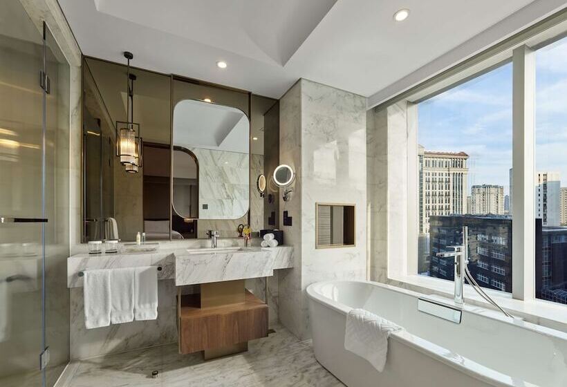 اتاق اجرایی, Hilton Shanghai Hongqiao