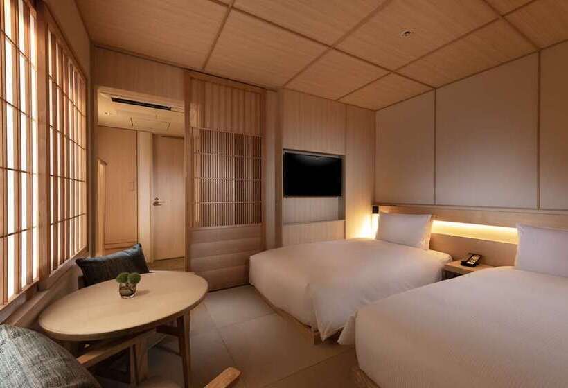 Номер Deluxe, Hilton Shanghai Hongqiao