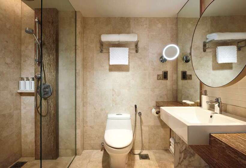Номер Executive, Hilton Shanghai Hongqiao