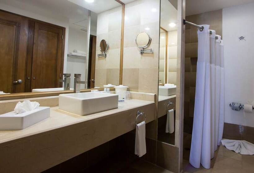 غرفة قياسية, Holiday Inn Express Nuevo Laredo, An Ihg