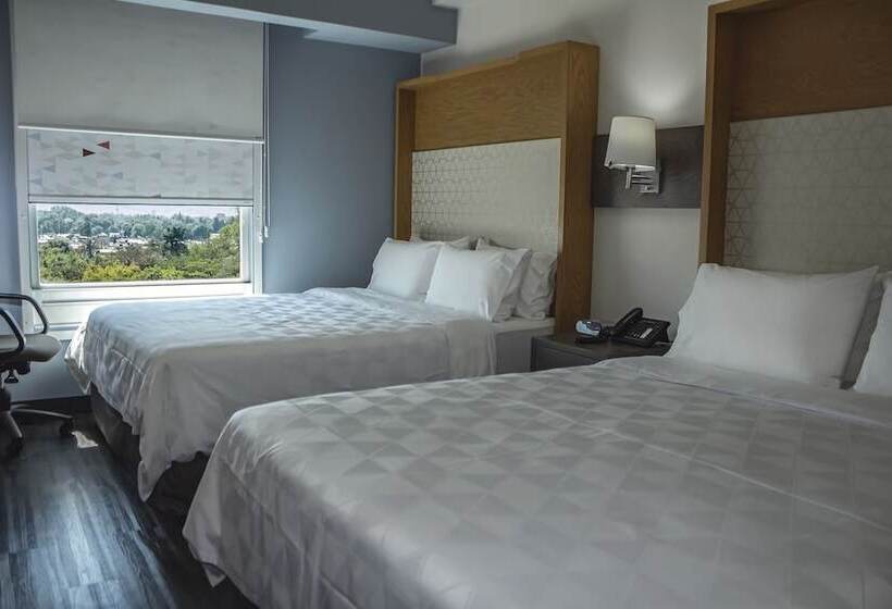 חדר סטנדרט, Holiday Inn Uruapan, An Ihg