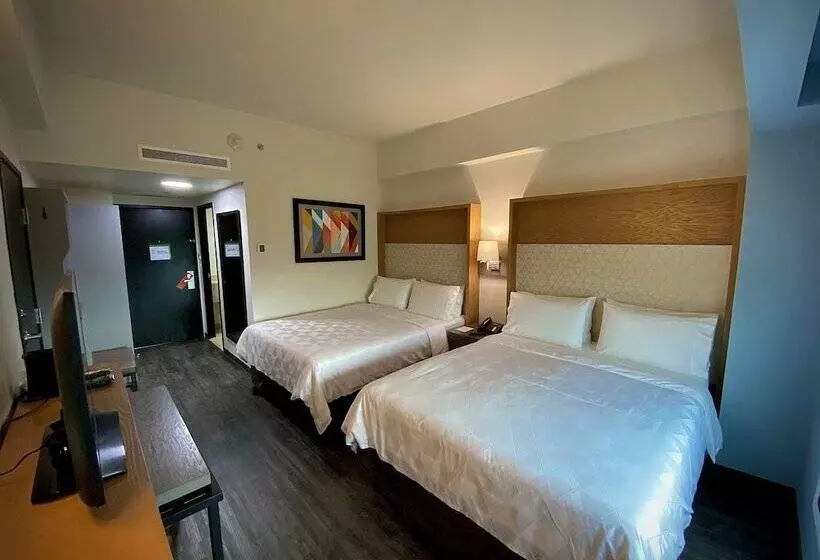 2ダブルベッドのスタンダードルーム, Holiday Inn Uruapan, An Ihg