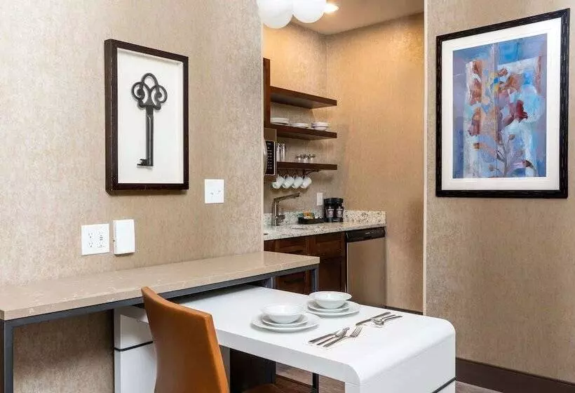 ダブルベッドのスタンダードスタジオ, Homewood Suites By Hilton Indianapolisdowntown