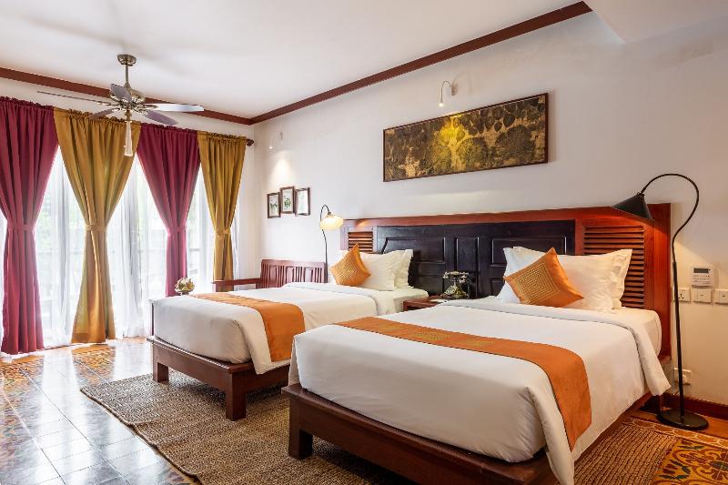 اتاق لوکس با چشم‌انداز استخر, Montra Nivesha Residence