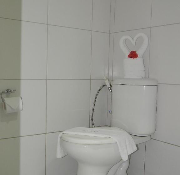 غرفة قياسية ثلاثية, Pousada Perola Dourada Maceió