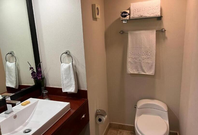 ロイヤルアパートメントの２ベッドルーム, St Isidro Suites Corporate Housing Spa & Wellness Center