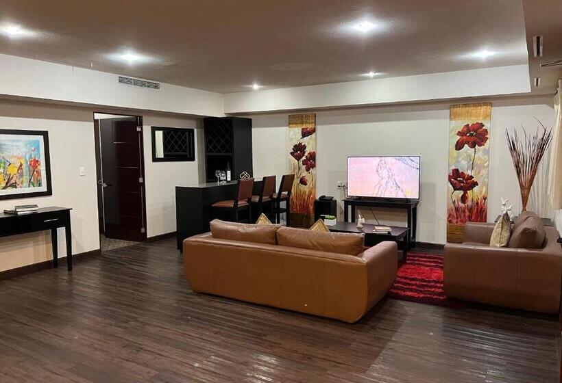 ロイヤルアパートメントの２ベッドルーム, St Isidro Suites Corporate Housing Spa & Wellness Center