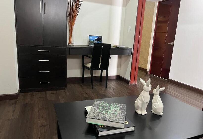 一ベッドルームエクゼクティブアパートメント, St Isidro Suites Corporate Housing Spa & Wellness Center