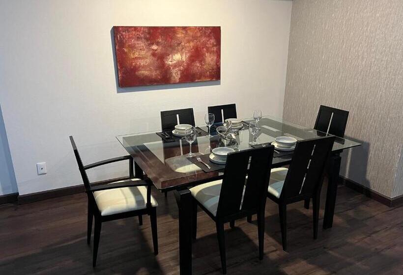 マスタースイートルーム, St Isidro Suites Corporate Housing Spa & Wellness Center