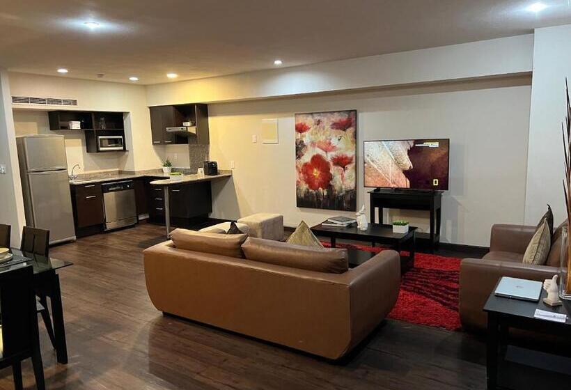 マスタースイートルーム, St Isidro Suites Corporate Housing Spa & Wellness Center