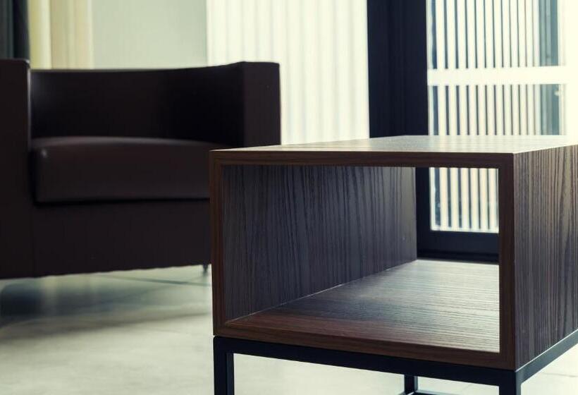 آپارتمان 1 خوابه, Onyx