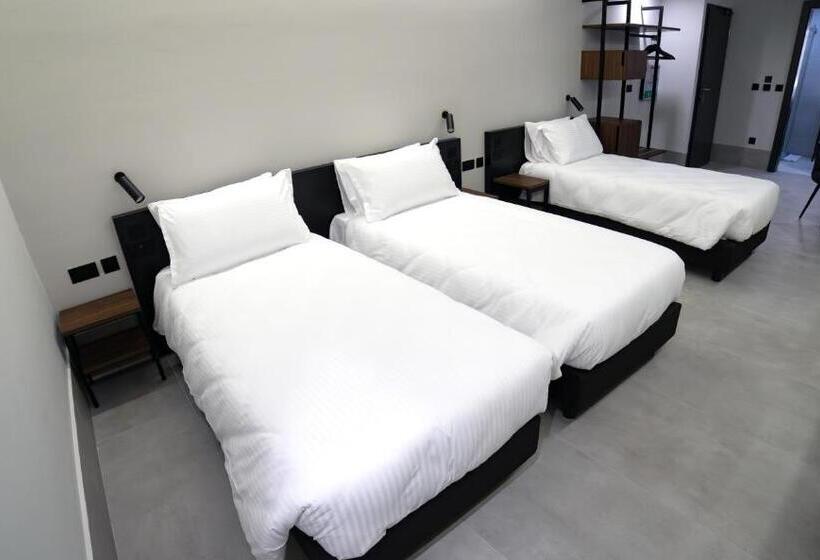 اتاق استاندارد سه نفره, Onyx