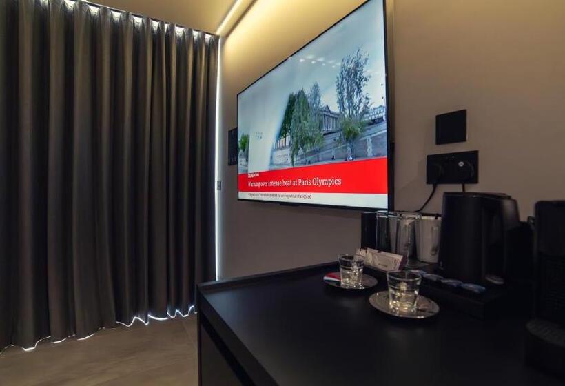 اتاق پنت هاوس, Onyx