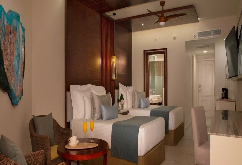 サイドシービュージュニアスイート, Secrets Royal Beach Punta Cana - Adults Only - All Inclusive