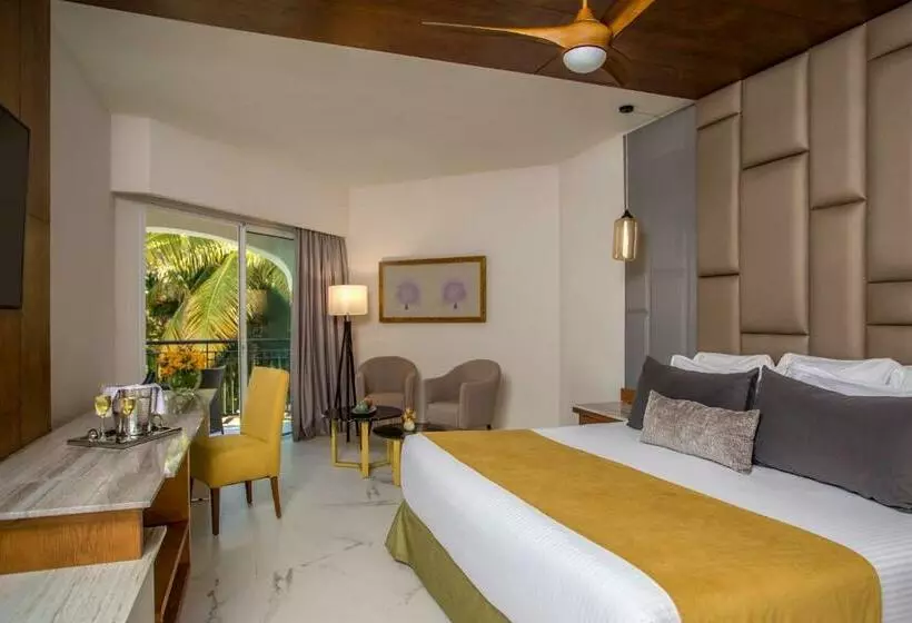 ジュニアスイートクラブ ビュー付き, Secrets Royal Beach Punta Cana - Adults Only - All Inclusive