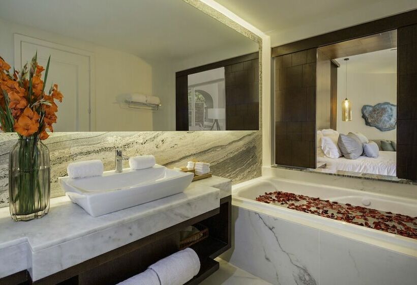 キングサイズベッドのジュニアスイート, Secrets Royal Beach Punta Cana - Adults Only - All Inclusive