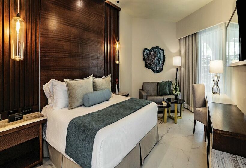 带大床的小型套房, Secrets Royal Beach Punta Cana - Adults Only - All Inclusive