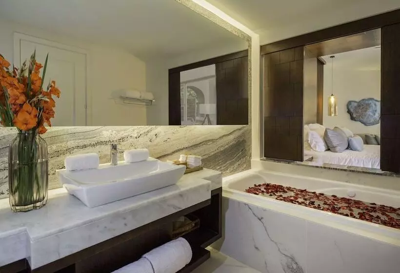 サイドシービュージュニアスイート, Secrets Royal Beach Punta Cana - Adults Only - All Inclusive