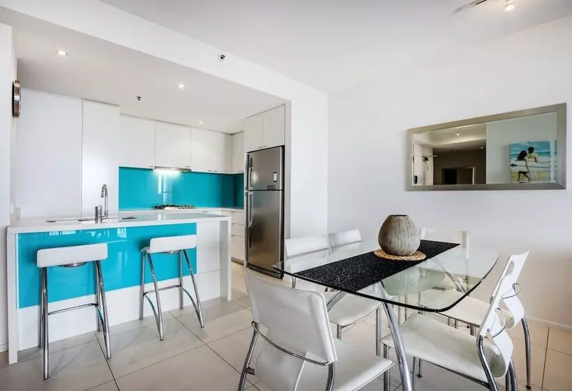 آپارتمان 1 خوابه با چشم‌انداز باغ, Ultra Broadbeach