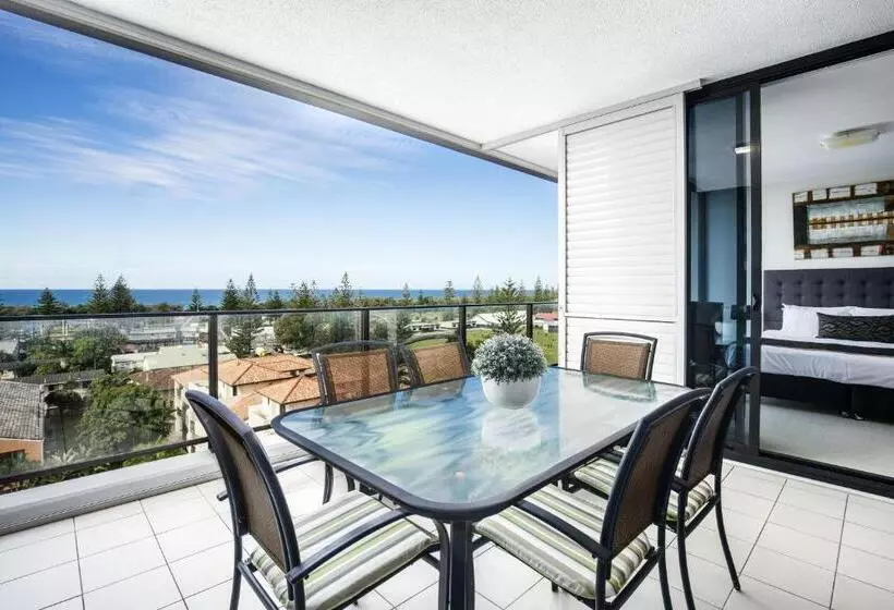 آپارتمان 1 خوابه با چشم‌انداز باغ, Ultra Broadbeach