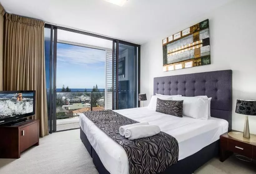 آپارتمان 1 خوابه با چشم‌انداز باغ, Ultra Broadbeach