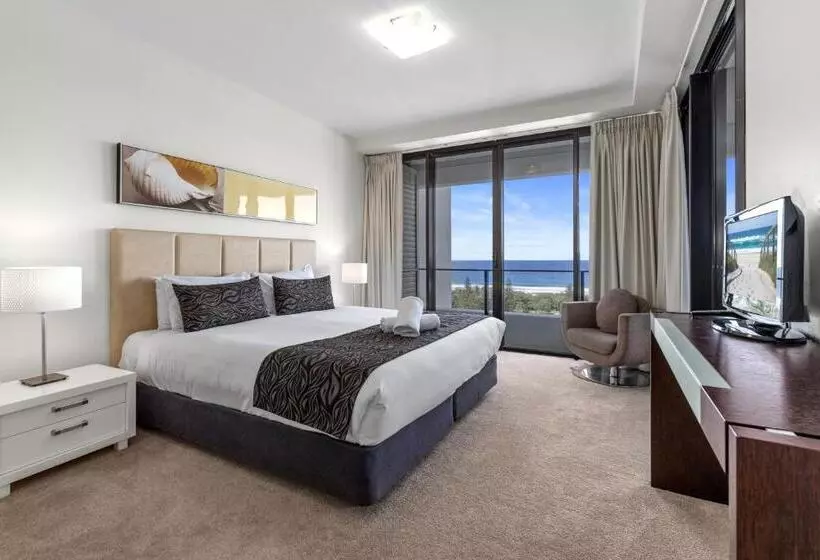 آپارتمان 3 خوابه با چشم‌انداز دریا, Ultra Broadbeach