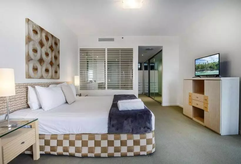 آپارتمان لوکس 2 خوابه, Ultra Broadbeach