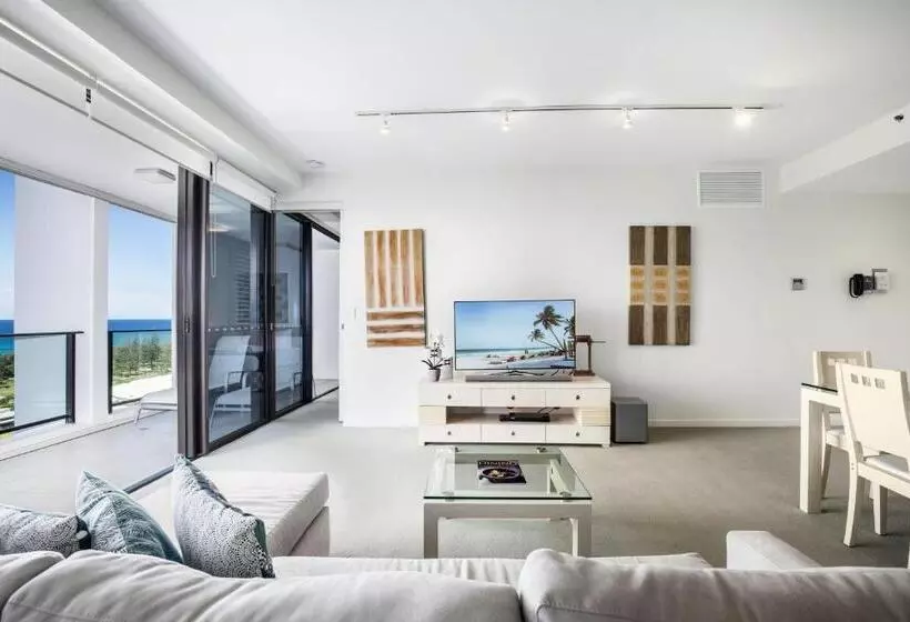 آپارتمان لوکس 2 خوابه, Ultra Broadbeach